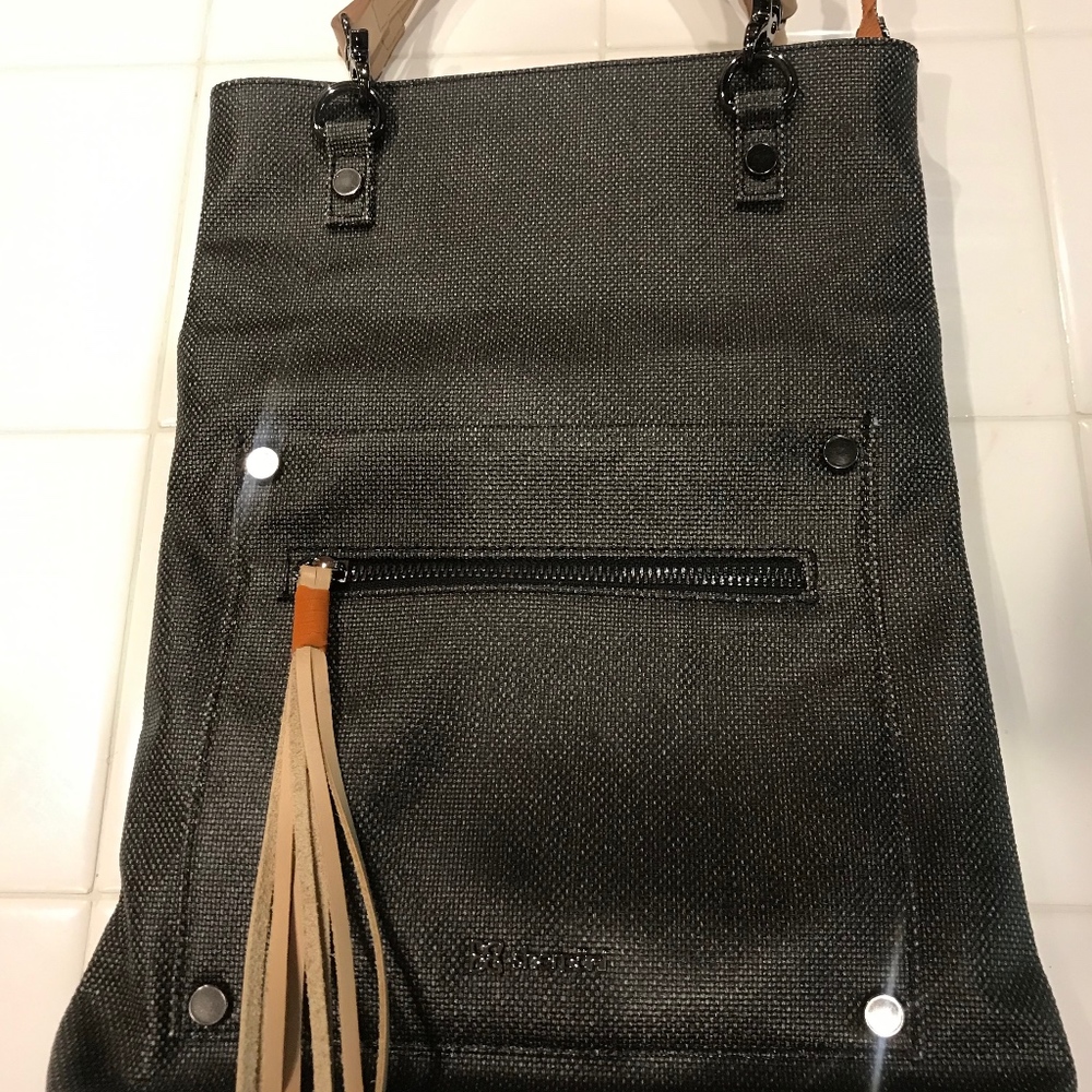 Sherpani - Rebel Crossbody Bag